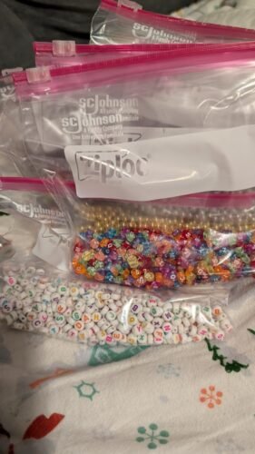 7mm Alphabet Letter Beads Kit, wholesale， 4600+ PCs Acrylic Colorful Beads for Jewelry Making, Bracelets, photo review